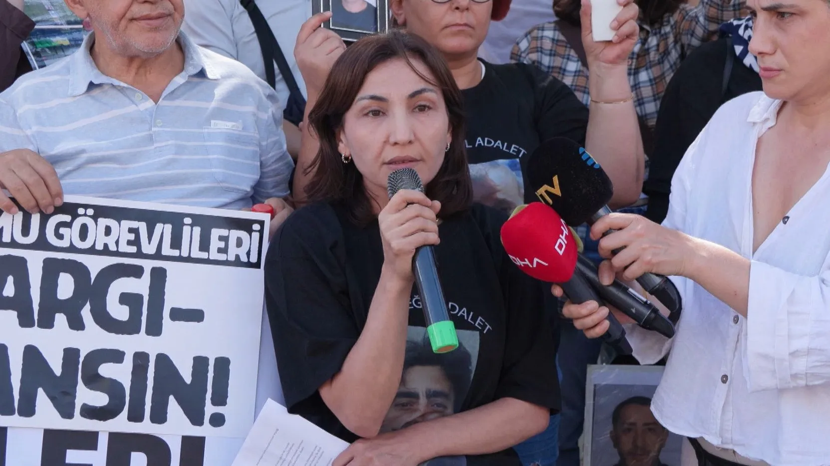 Beşiktaş’taki yangın faciasında aileler adalet nöbetine başladı