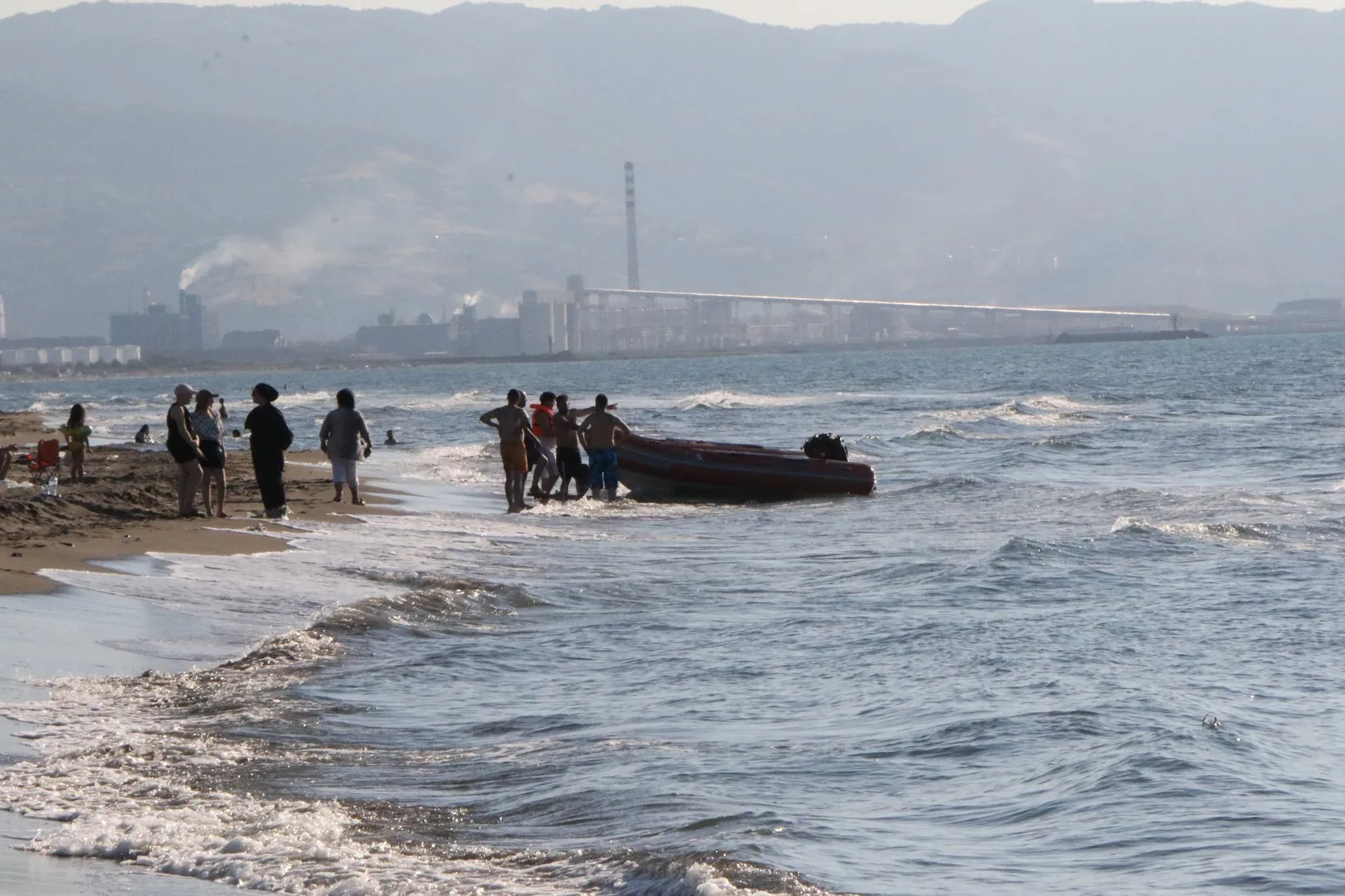 Samsun Çarşamba kıyılarında batan teknede 3 kişi kayboldu