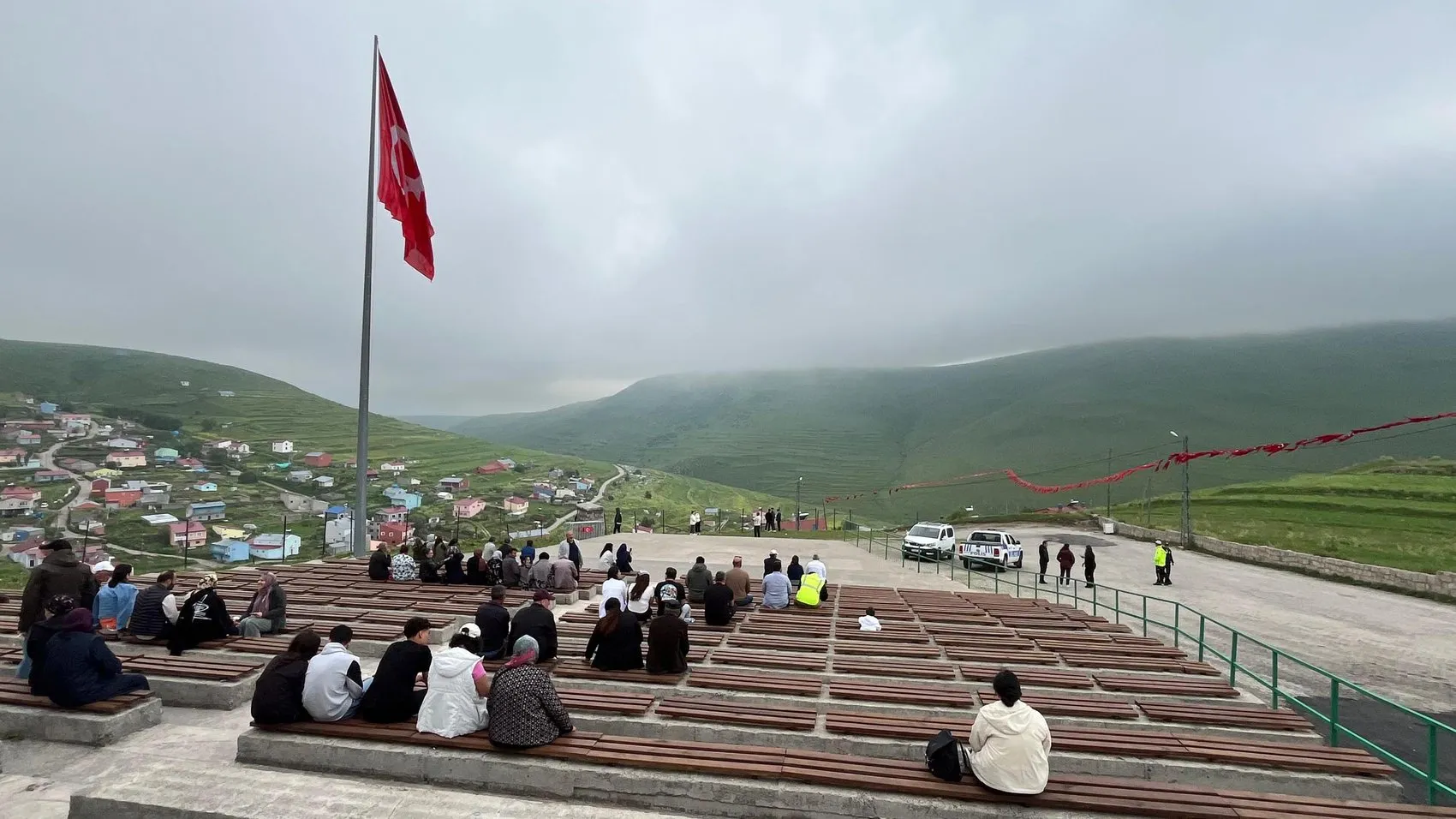 Damal şenliklerinde Atatürk silüeti sürprizi