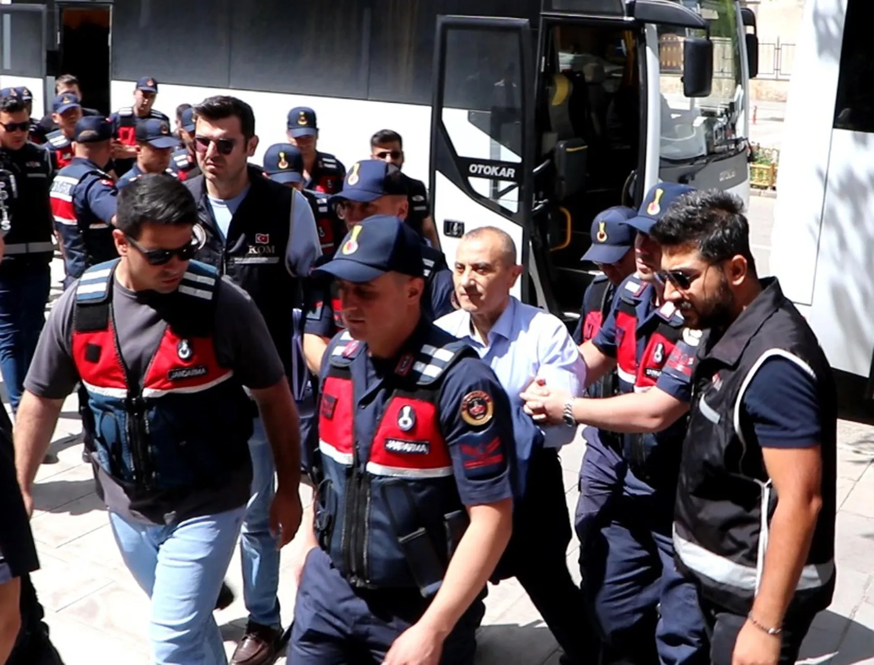 Gülistan Doku soruşturmasında eski Tunceli Valisi adliyeye getirildi
