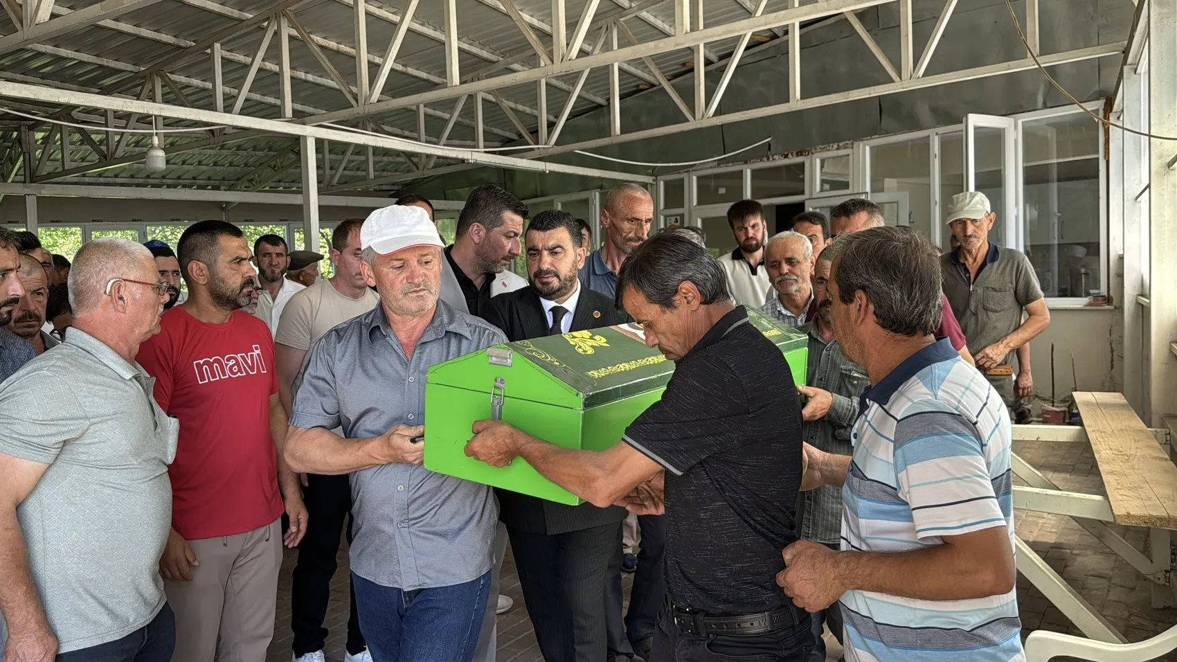 Karabük'te iki yaşındaki Berkant bebek yangında hayatını kaybetti