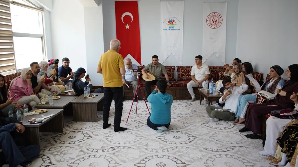 Japon araştırmacı Siirt'in kültürünü ülkesine taşıyor