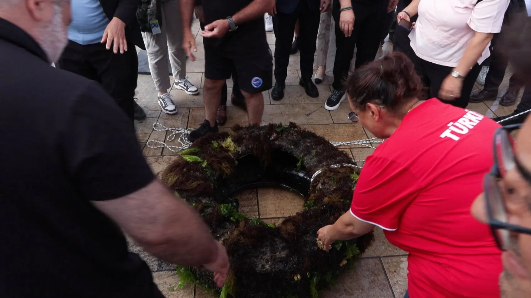 Üsküdar’da denizden plastik değil temiz bir gelecek çıktı