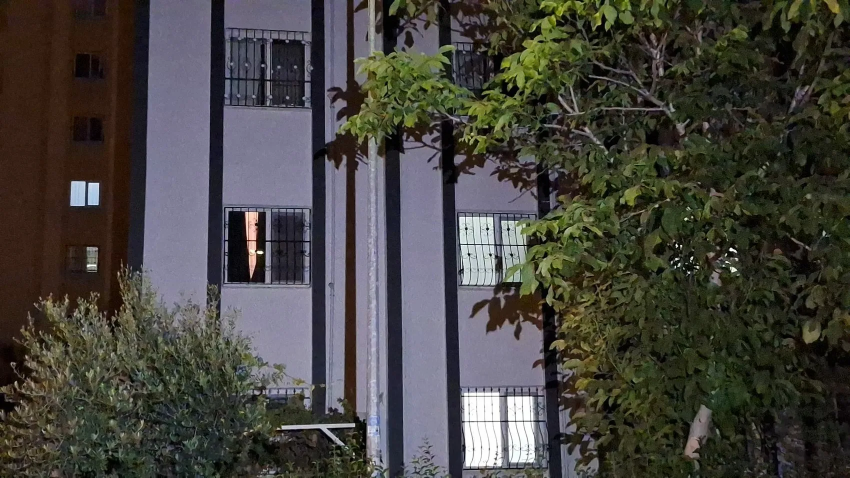 Adana'da dehşet anları 7 yaşındaki çocuğunun gözü önünde cinayet