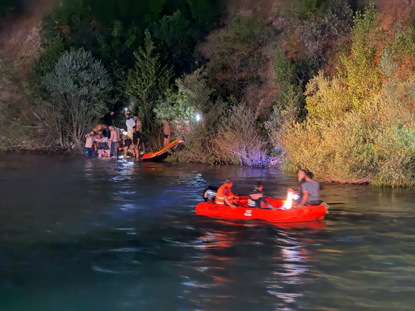 Tunceli'de Munzur Nehri'ne uçan araçtan acı haber geldi