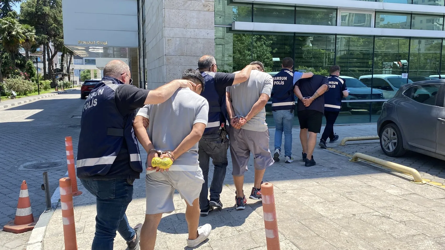 Samsun Canik sokaklarında silahlı hesaplaşma