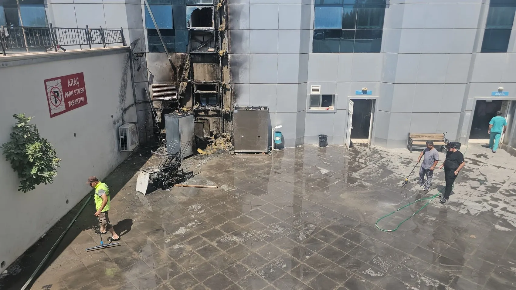 Şanlıurfa'da üniversite hastanesinde yangın paniği