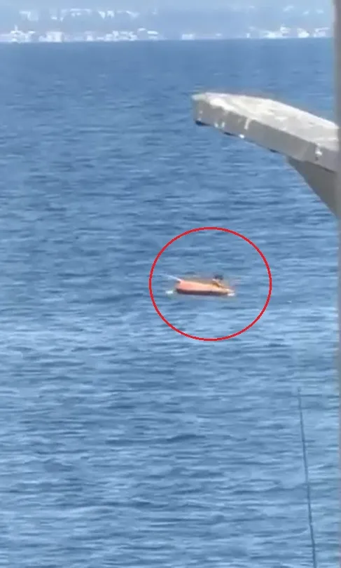 Mudanya açıklarında sürüklenen genç son anda kurtarıldı