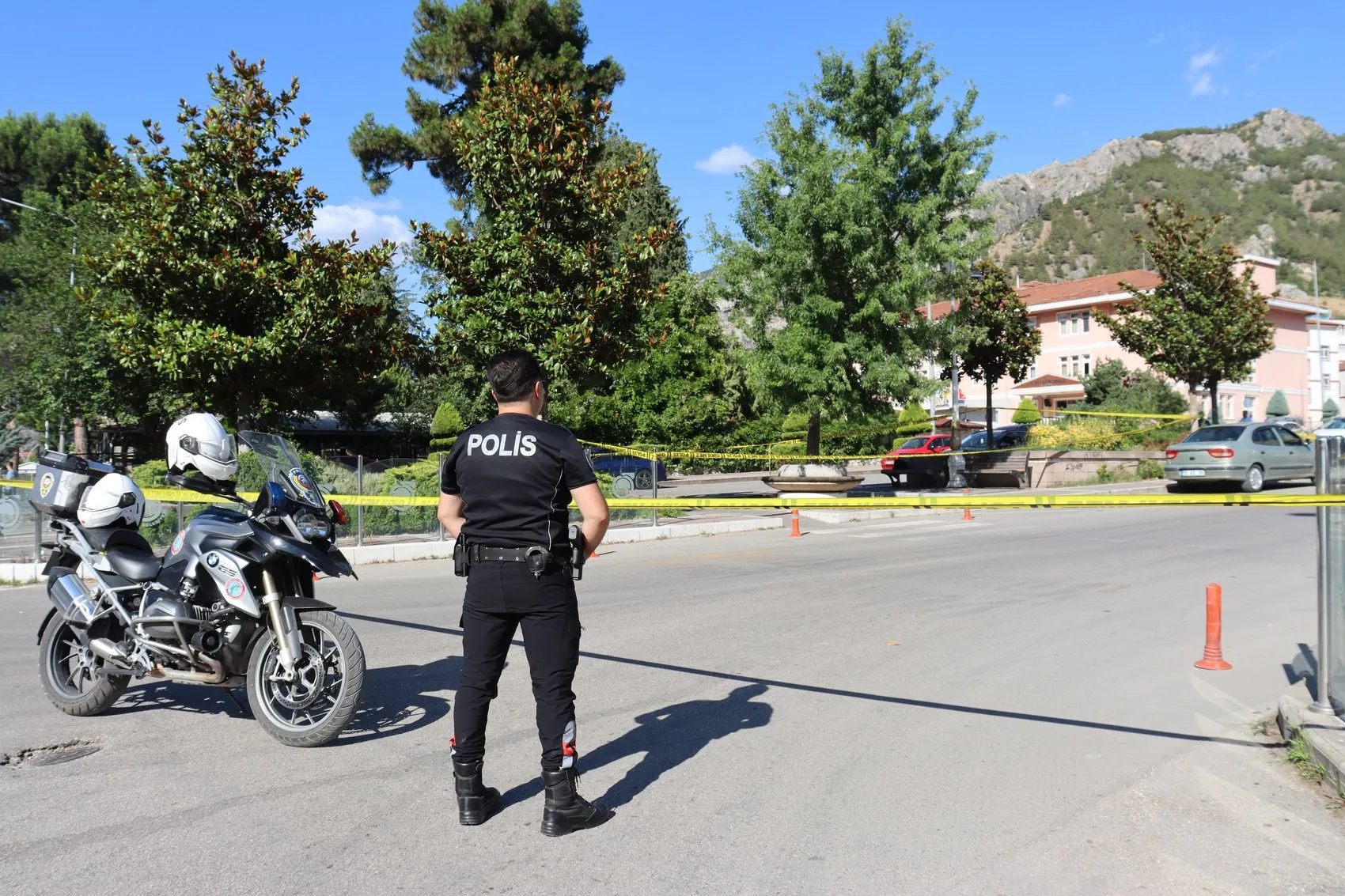 Amasya'da şüpheli çanta paniği İçinden çıkanlar herkesi şaşırttı