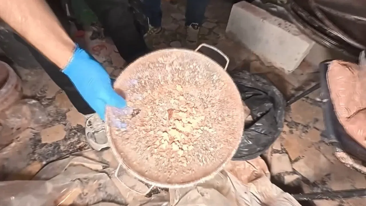 Zeytinburnu operasyonunda büyük uyuşturucu hammaddesi yakalandı