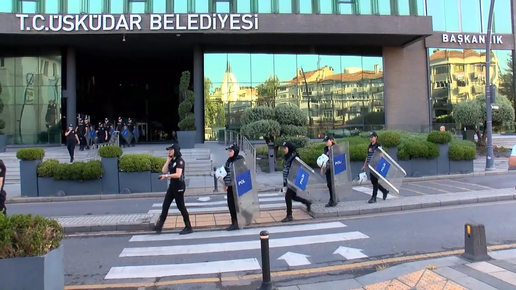 Üsküdar Belediyesi'ne rüşvet ve usulsüzlük operasyonu