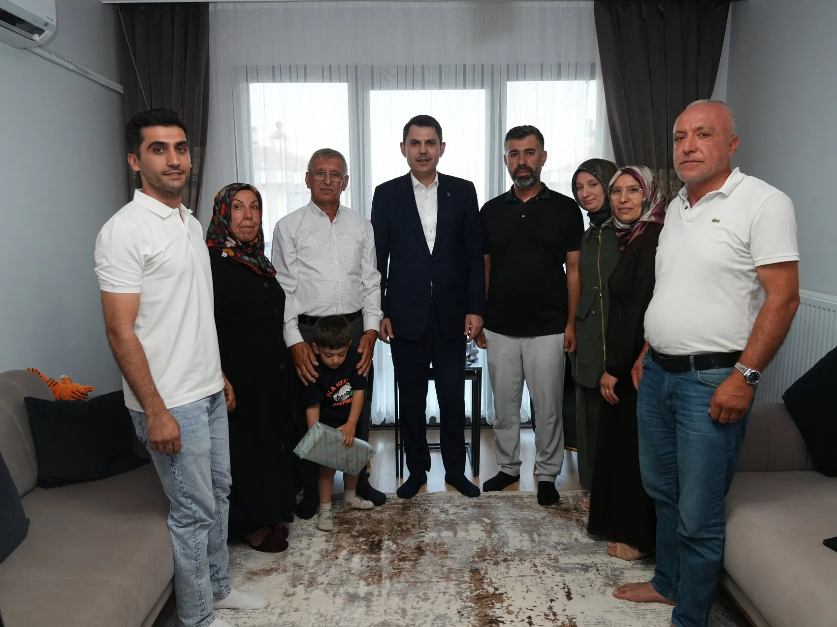 Depremde ailesini kaybeden Yusuf Berk artık devletin evinde büyüyor