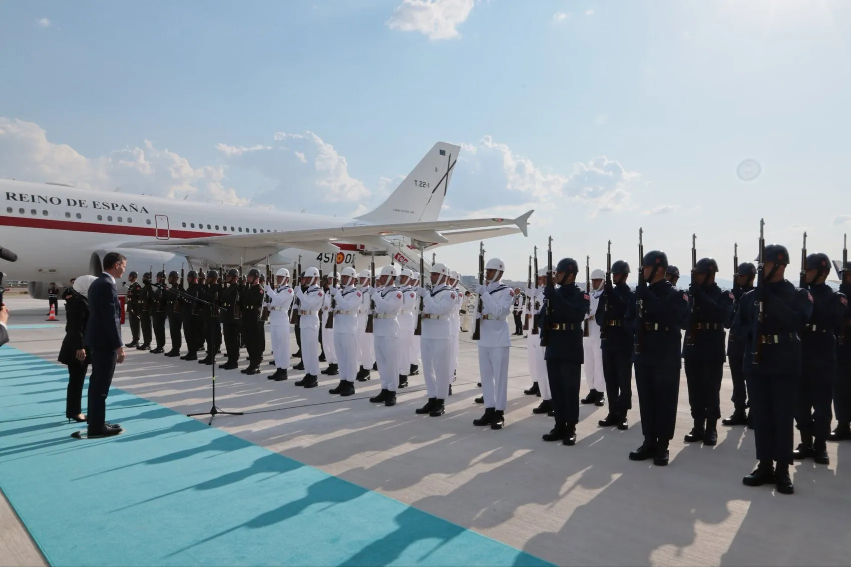 İspanya Başbakanı Sánchez NATO Zirvesi İçin Ankara’ya İndi