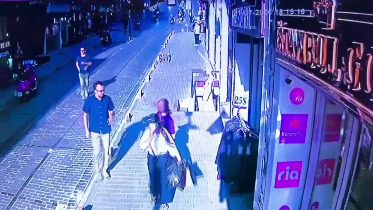 Fatih’te turistleri soyan çocukların suç dosyası şoke etti