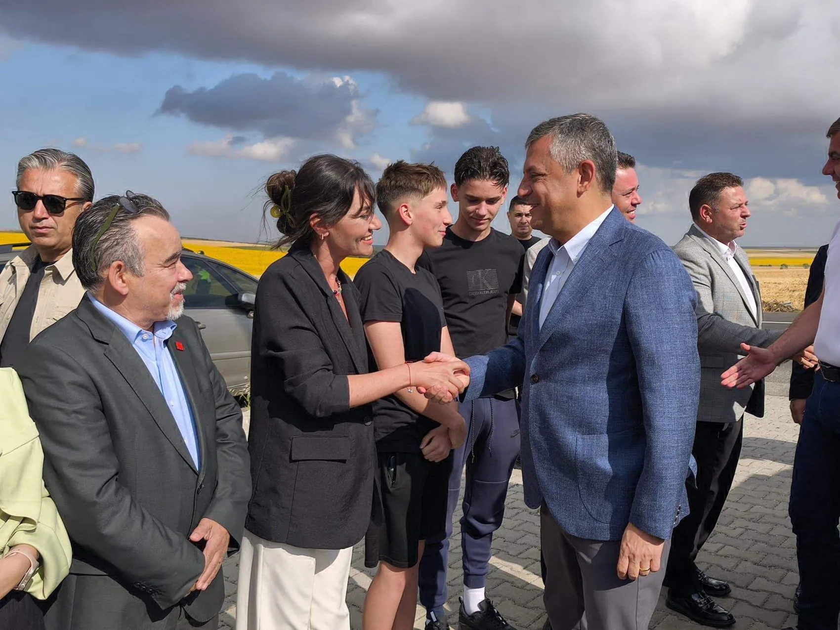 Özgür Özel tutuklu Deniz Göktaş ile cezaevinde görüştü