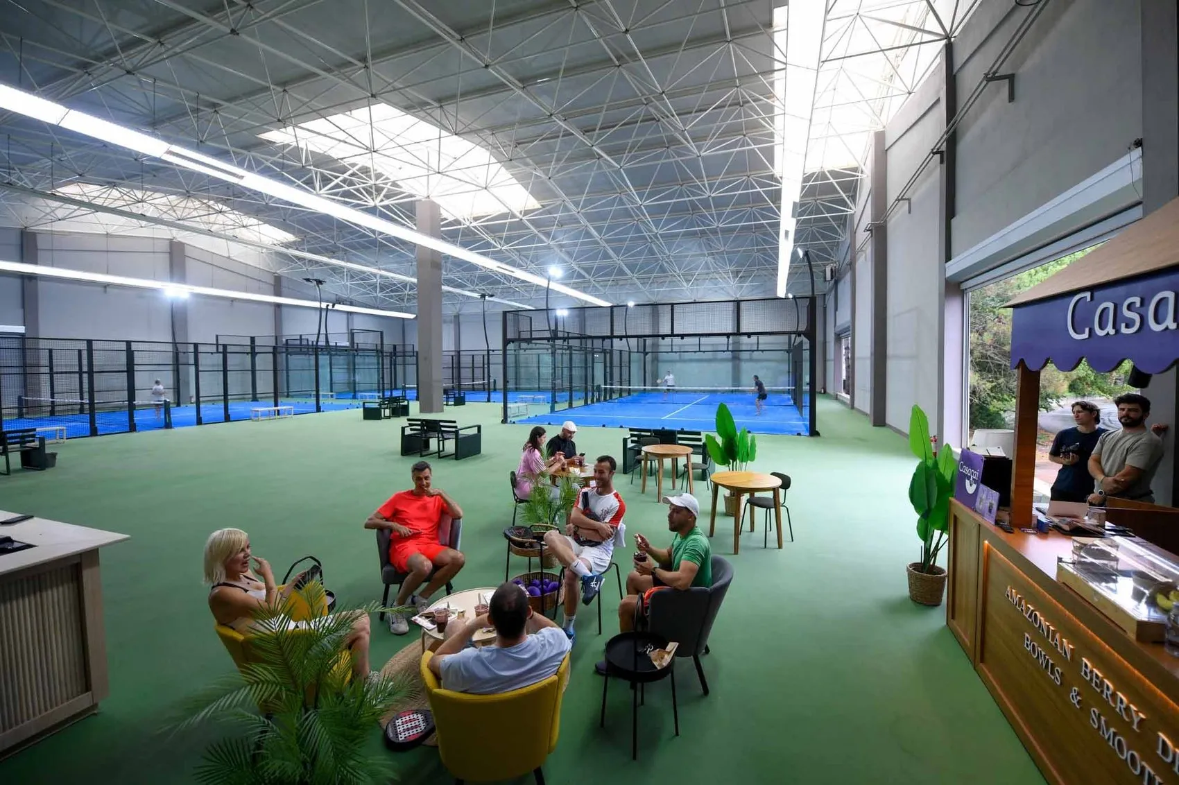 Kemer Country Club içinde yeni padel kortları açıldı