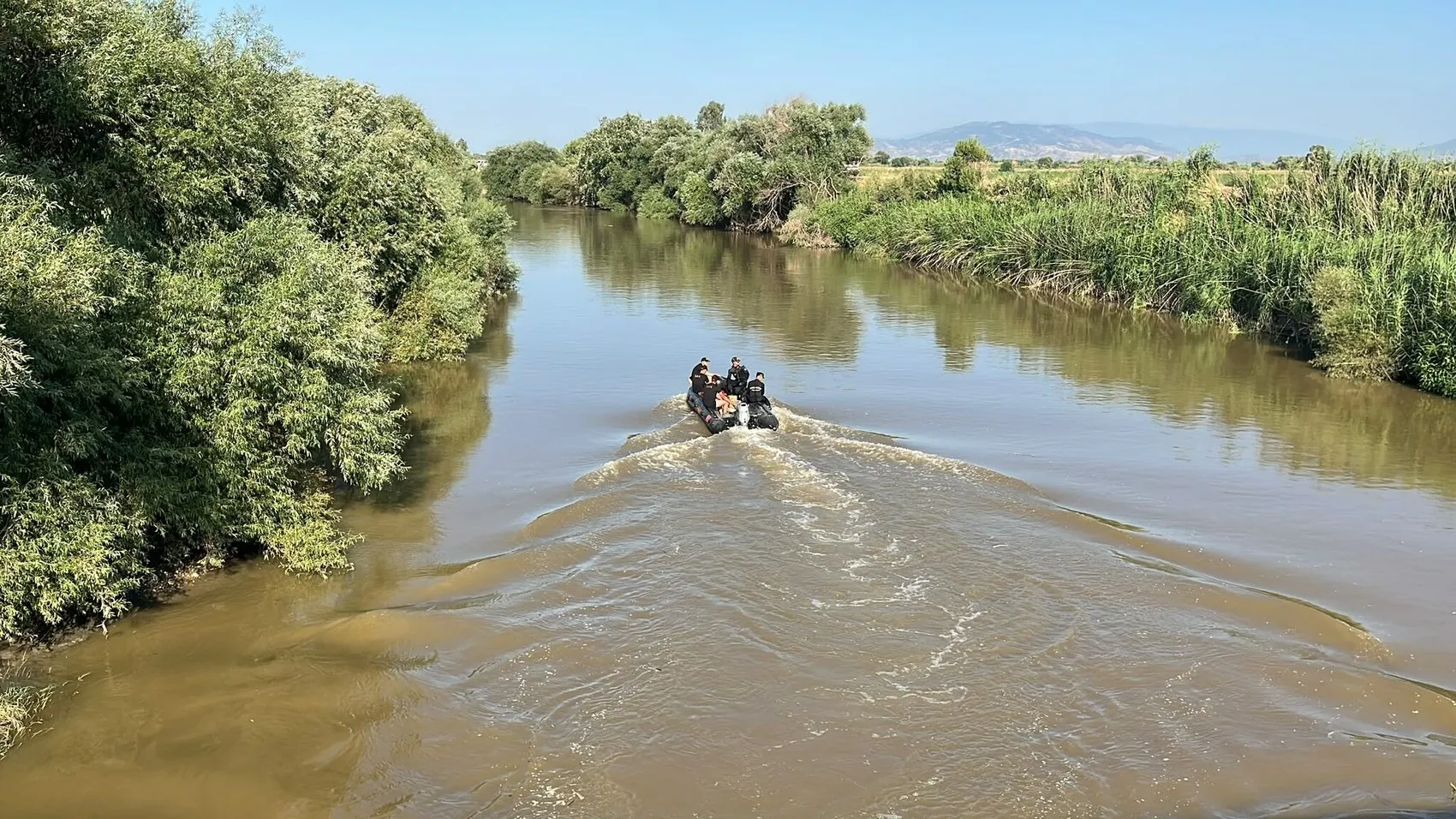 15 yaşındaki Eda toprağa verildi Şahin ise hala aranıyor