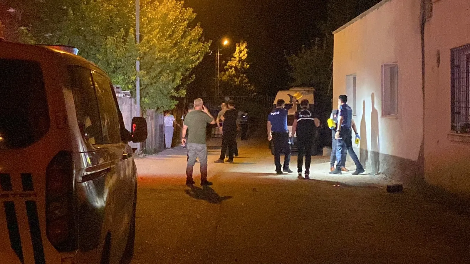 Ceyhan'da aile kavgası kanlı bitti 4 kişi hastanelik oldu