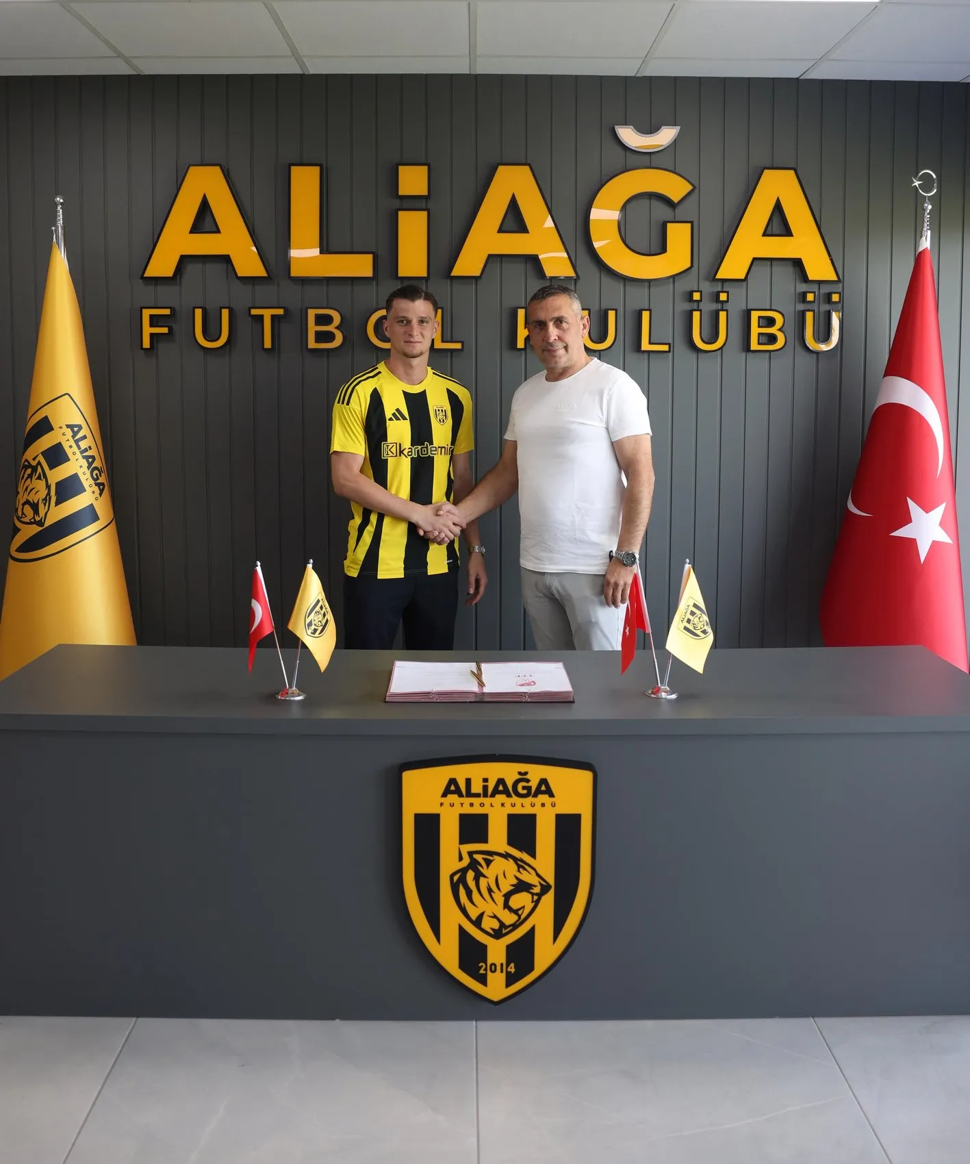 Aliağa FK savunmaya genç bir isim ekledi