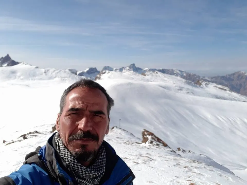 Hakkari’de kayıp dağcıyı arama operasyonu nedeniyle bölgeye girişler yasaklandı