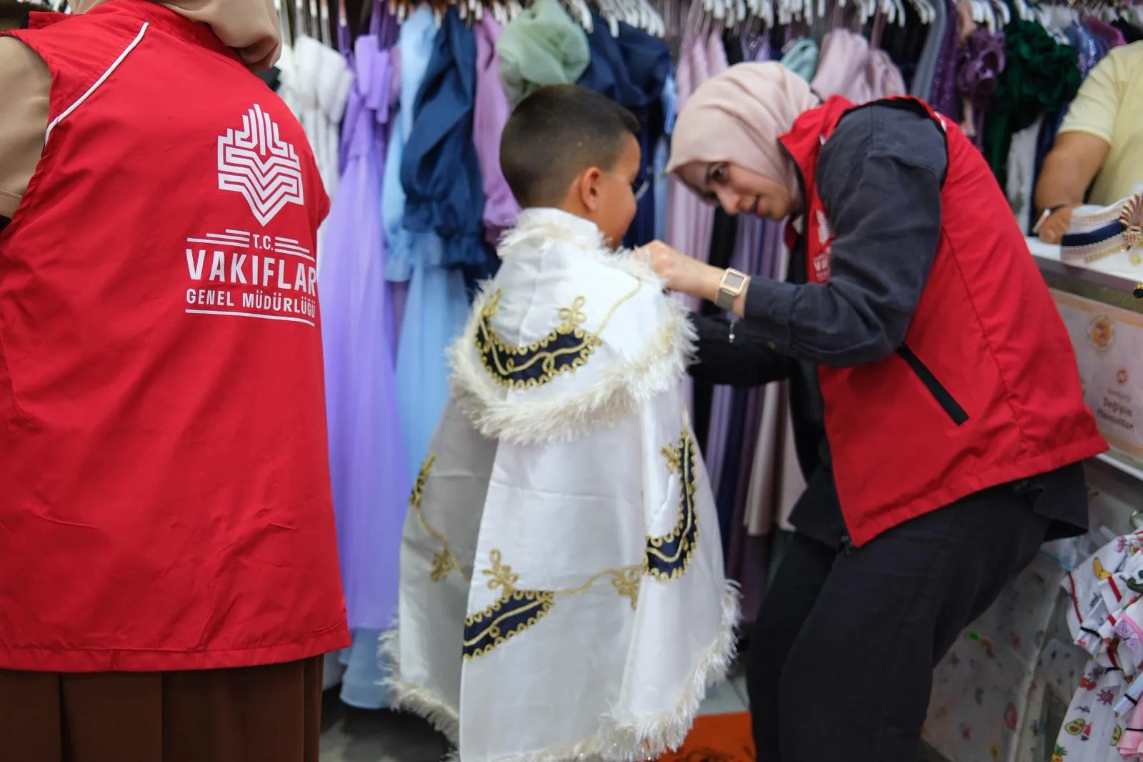Vakıflar Genel Müdürlüğü çocuklara sünnet şöleni düzenliyor
