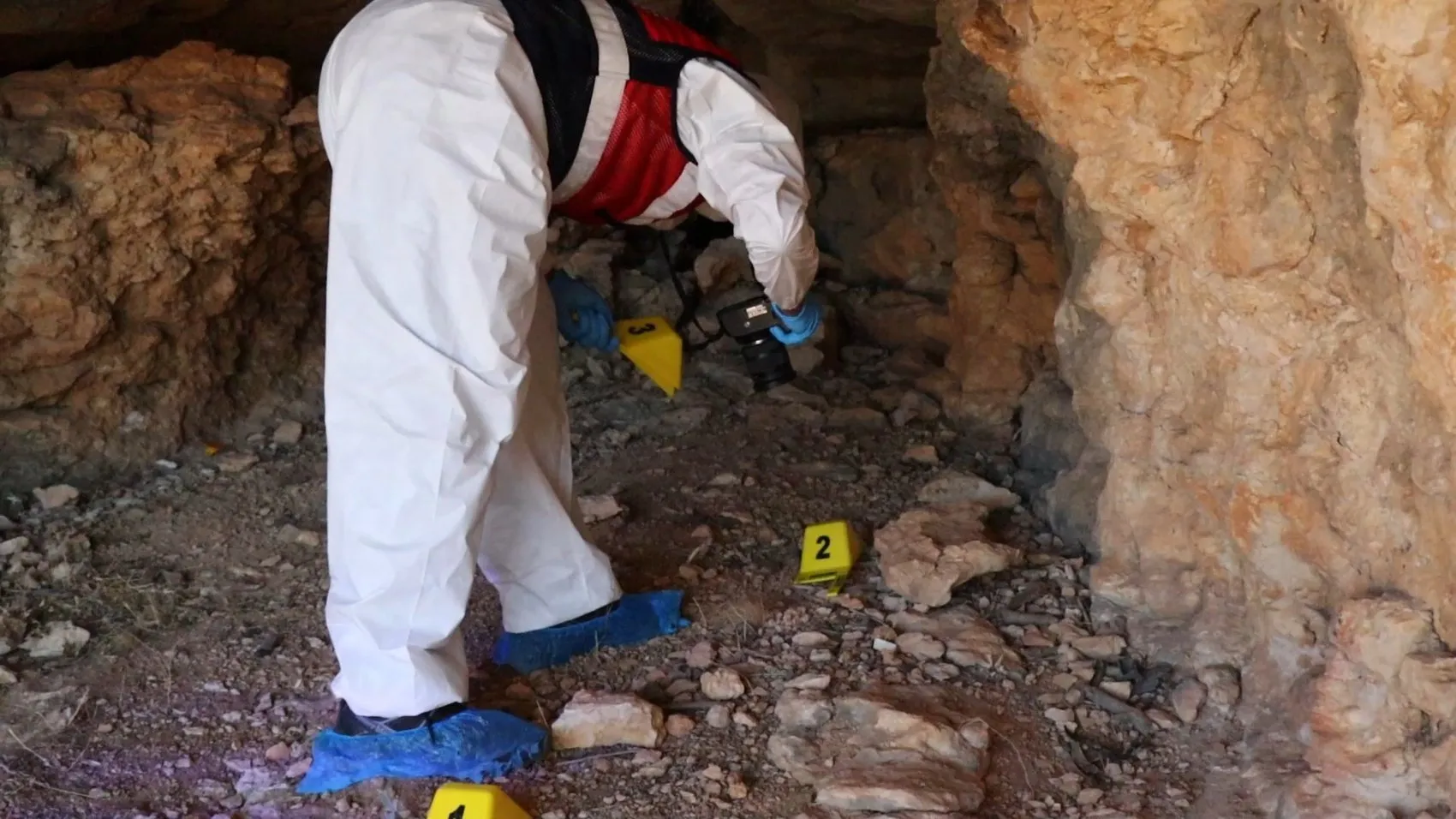 10 yıl sonra gelen acı itiraf Annem kaybolduğunda 6 yaşındaydım