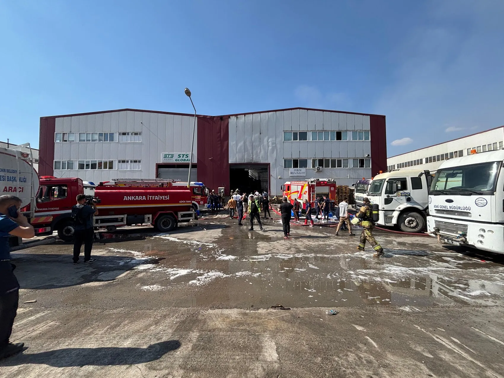 Kahramankazan’daki dev atık yağ fabrikasında korkutan yangın