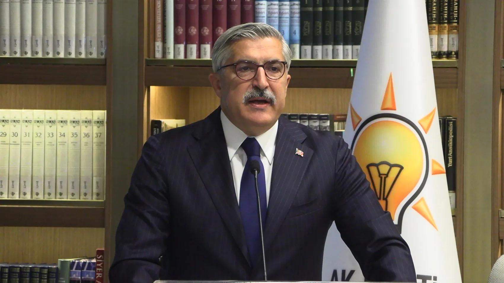 AK Parti'den Yedi Güzel Adam'ın öncüsüne vefa buluşması