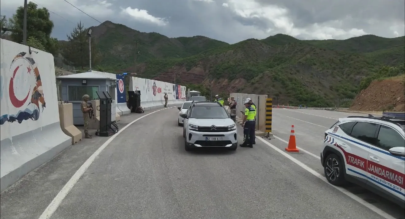 Tunceli'de mayın temizliği sürüyor