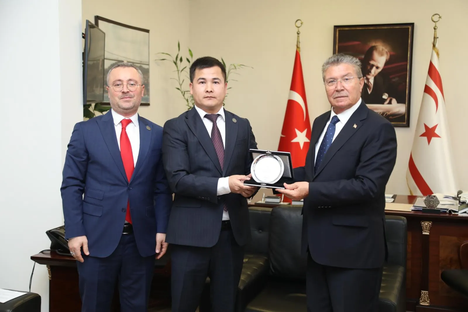 Kuzey Kıbrıs Türk dünyasıyla bağlarını güçlendiriyor