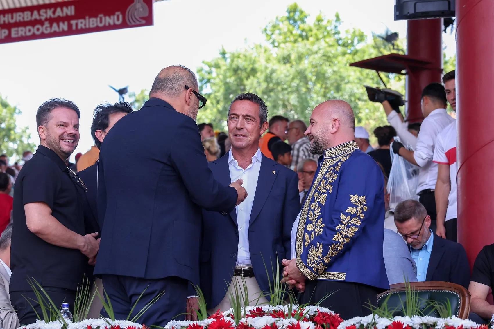 Ali Koç ve Mansur Yavaş Kırkpınar er meydanında buluştu