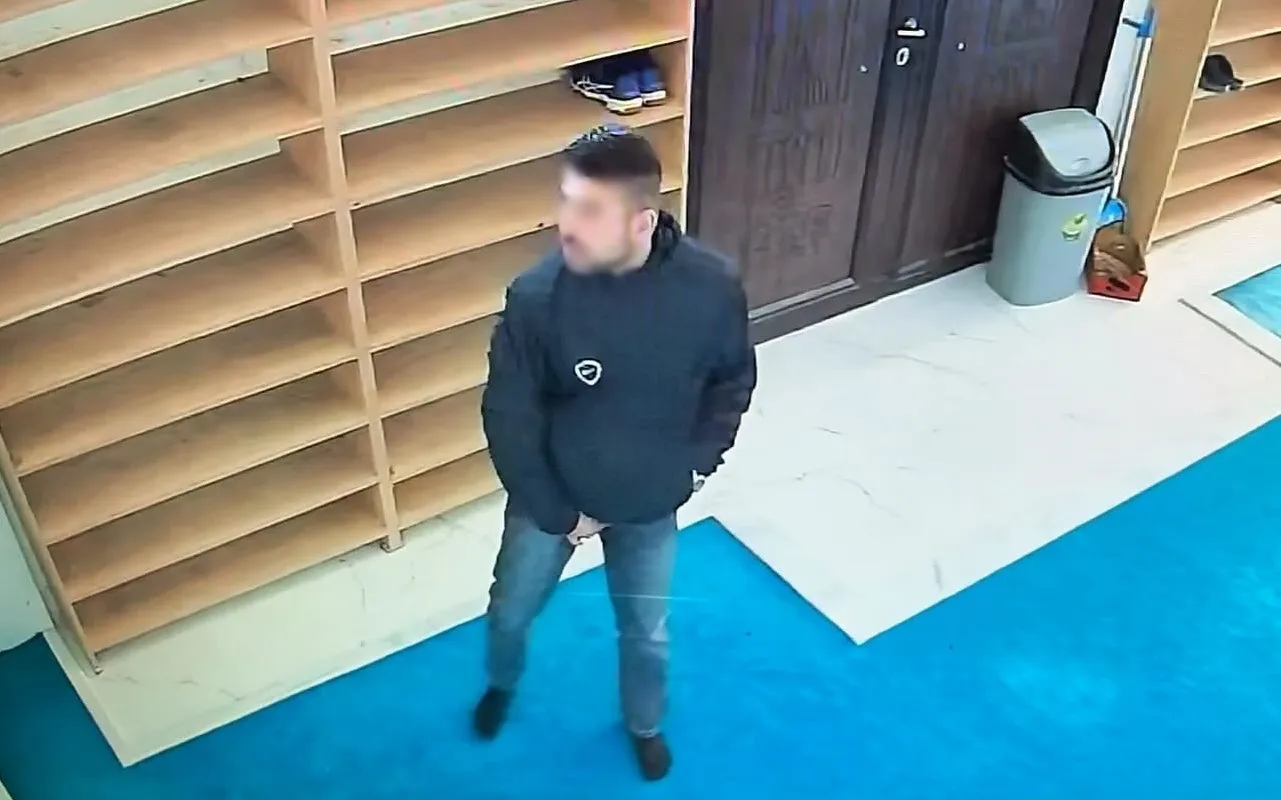 İnegöl'de camiye giren hırsız iki aylık bağışı dakikalar içinde çaldı
