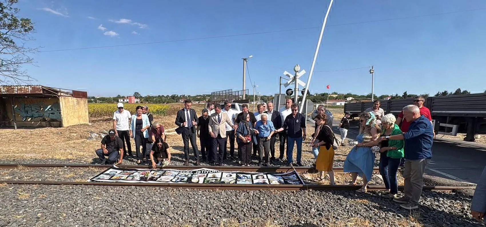 Çorlu tren faciasında yitirdiğimiz 25 can 8 yıldır anılıyor