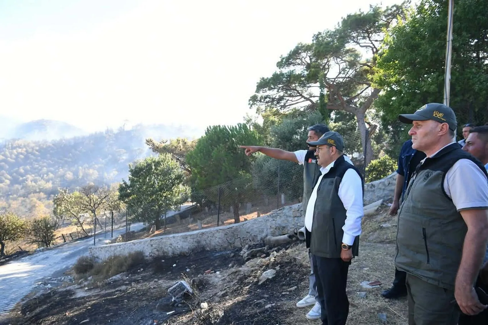 Balıkesir Gömeç'te orman yangını paniği büyüyor