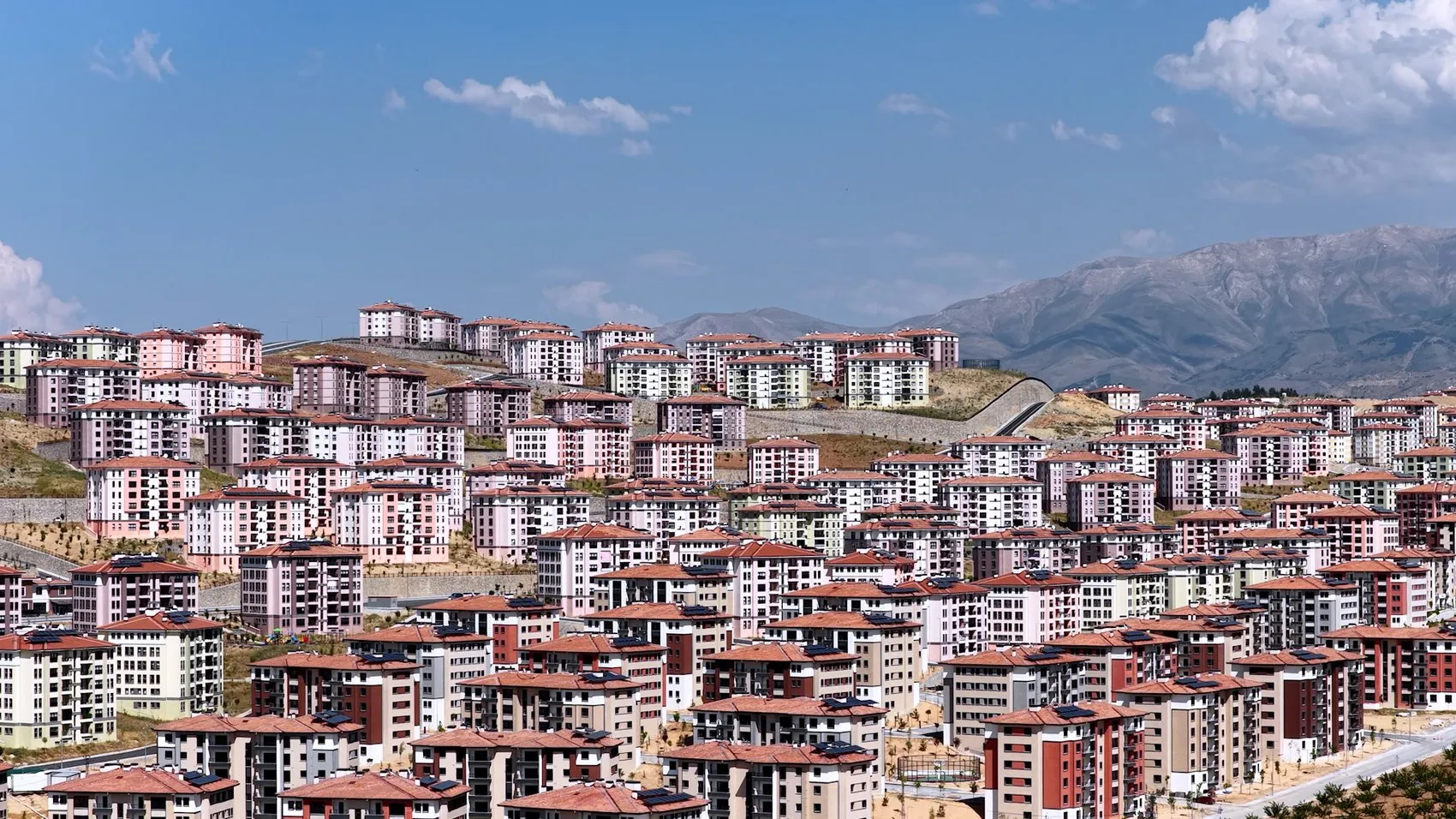 Bakan Kurum sosyal konut projelerindeki güncel tabloyu paylaştı