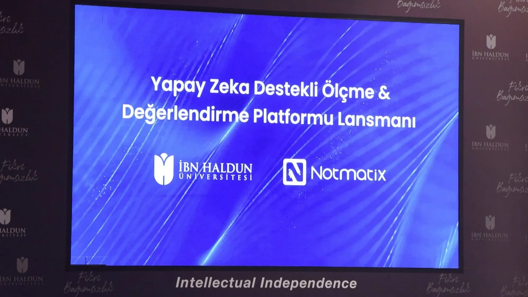 İbn Haldun Üniversitesi'nden yapay zeka destekli eğitim hamlesi