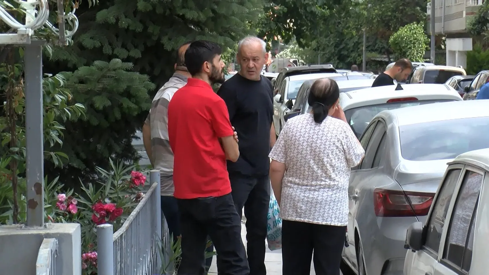 Küçükçekmece'de balkon faciası ucuz atlatıldı