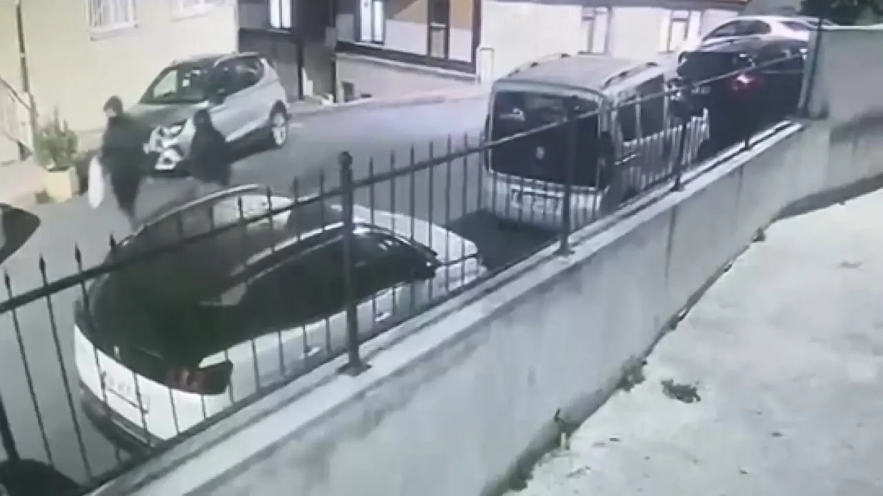 Eyüpsultan'da markete silahlı saldırı düzenleyen iki kişi cezaevine gönderildi
