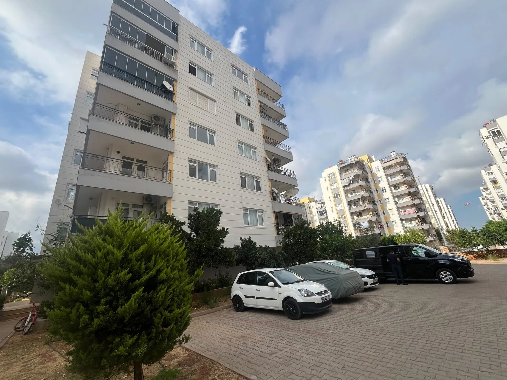 Antalya'da ziyaret için geldiği evde cansız bulundu