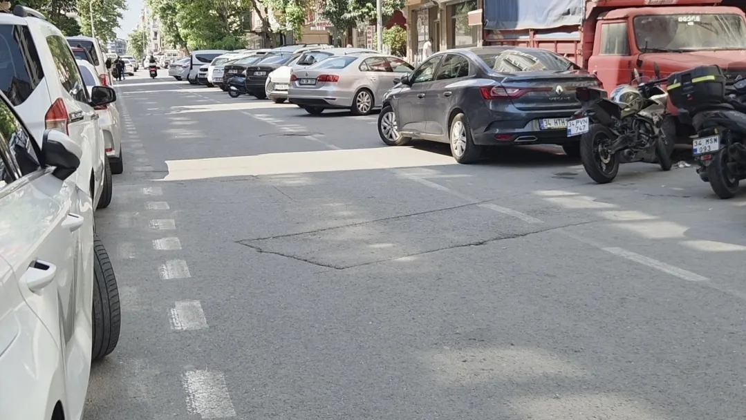 Küçükçekmece'de market sahibine sokak ortasında silahlı saldırı