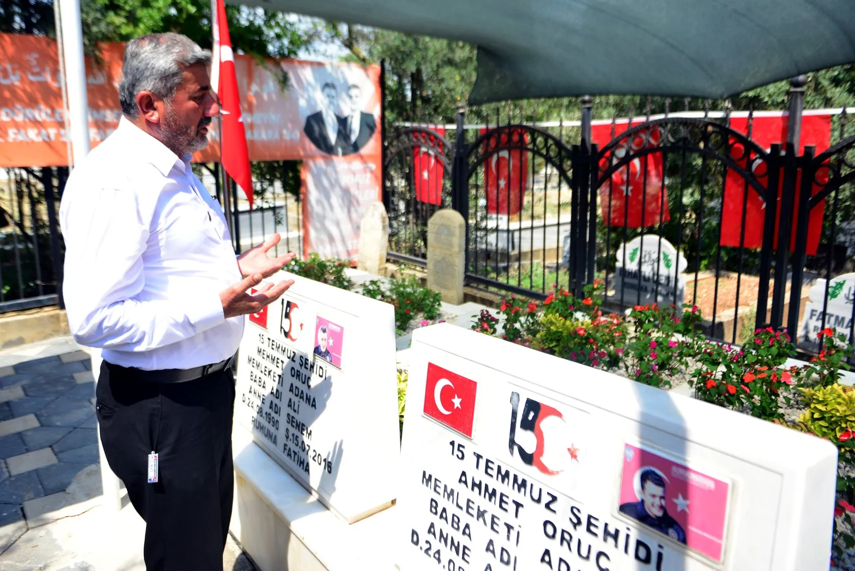 İkizlerini 15 Temmuz'da kaybeden babanın vatan vurgusu