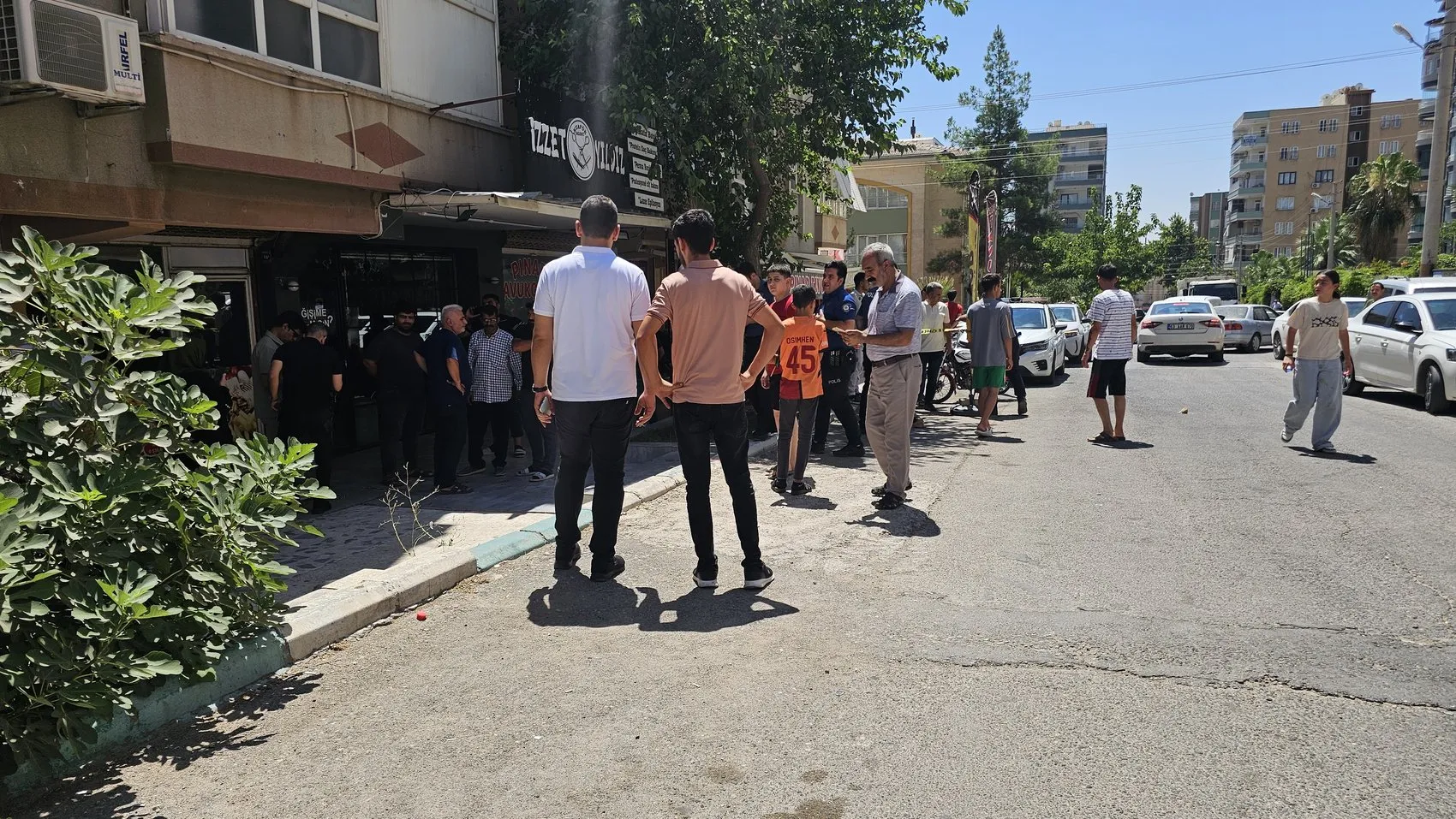 Şanlıurfa'da aile kavgası sokak çatışmasına dönüştü