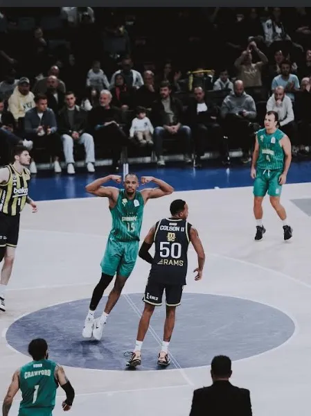 TOFAŞ kadrosunu Amerikalı forvet Tre'Shawn Thurman ile güçlendirdi