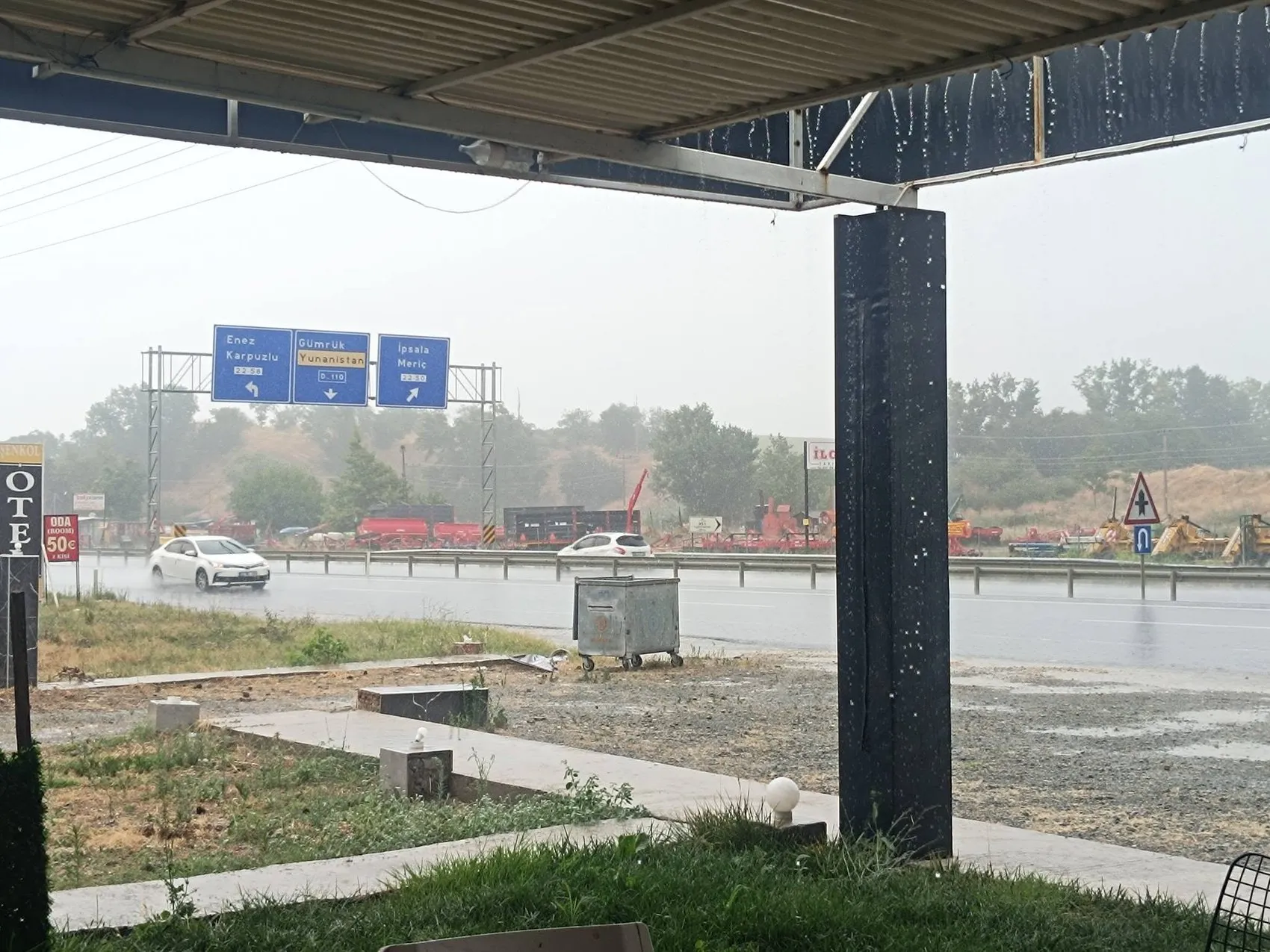 Edirne’de hava bir anda döndü İpsala’ya dolu Keşan’a sağanak vurdu