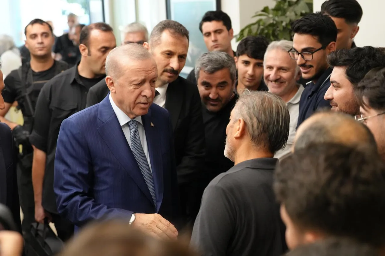 Erdoğan İstanbul teşkilatıyla bir araya geldi