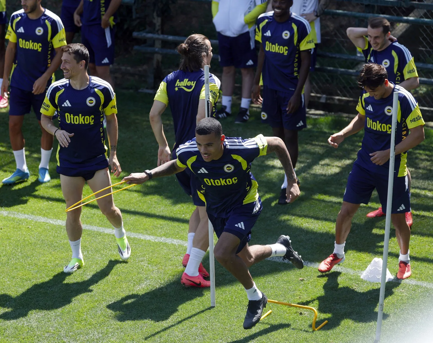 Mason Greenwood Fenerbahçe formasıyla sahaya indi