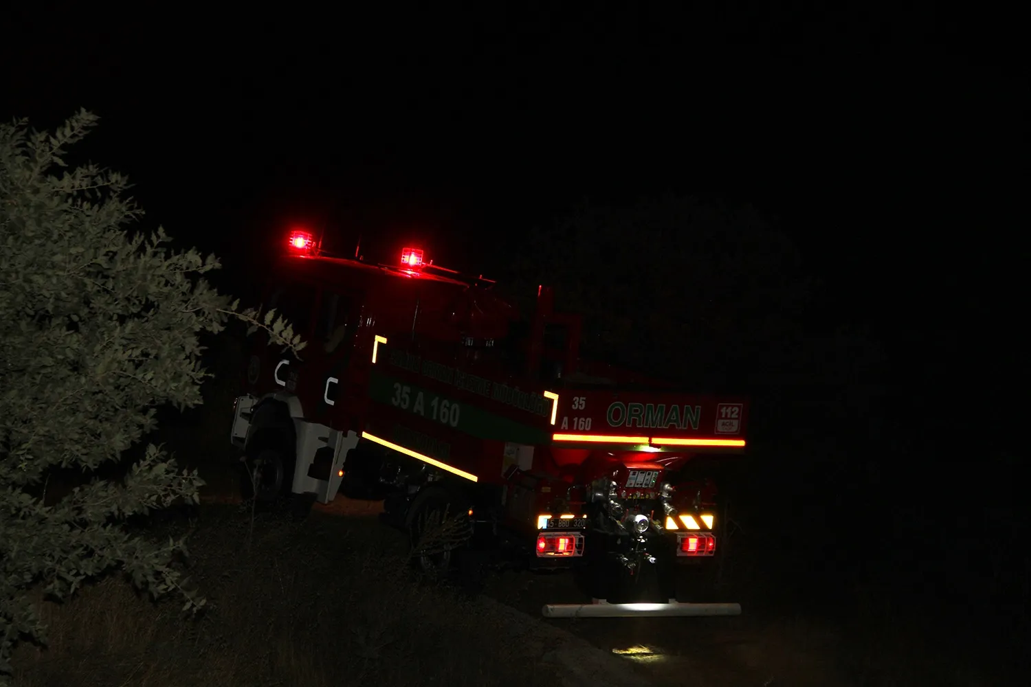 Manisa Kula'da makilik alanda çıkan yangın kontrol altına alındı