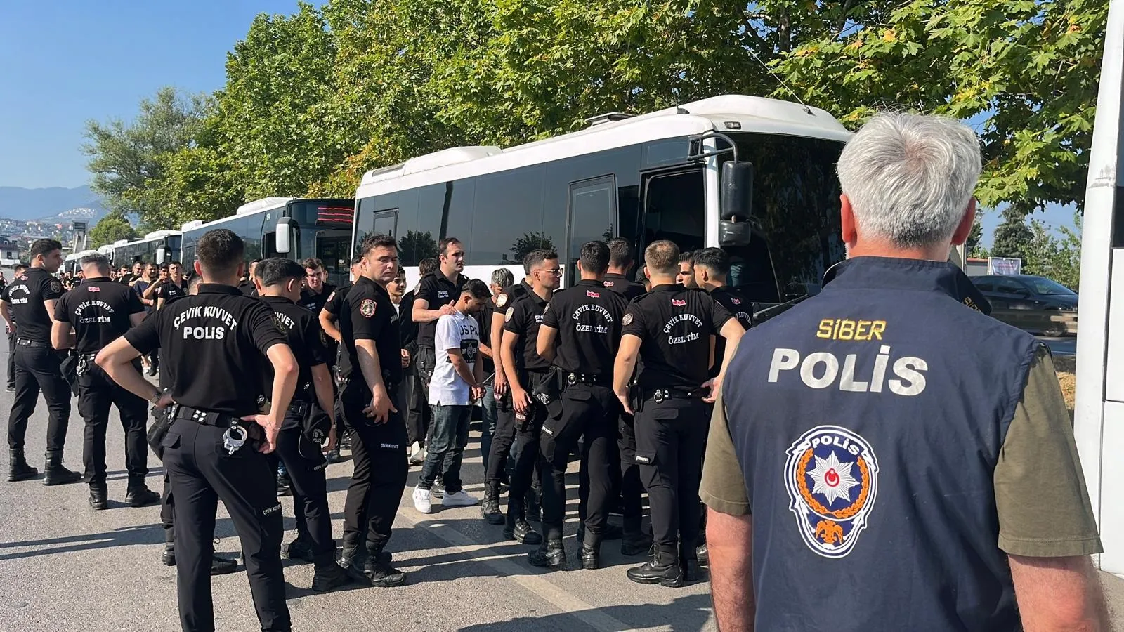 Kocaeli merkezli dev bahis operasyonunda 119 kişi adliyeye getirildi