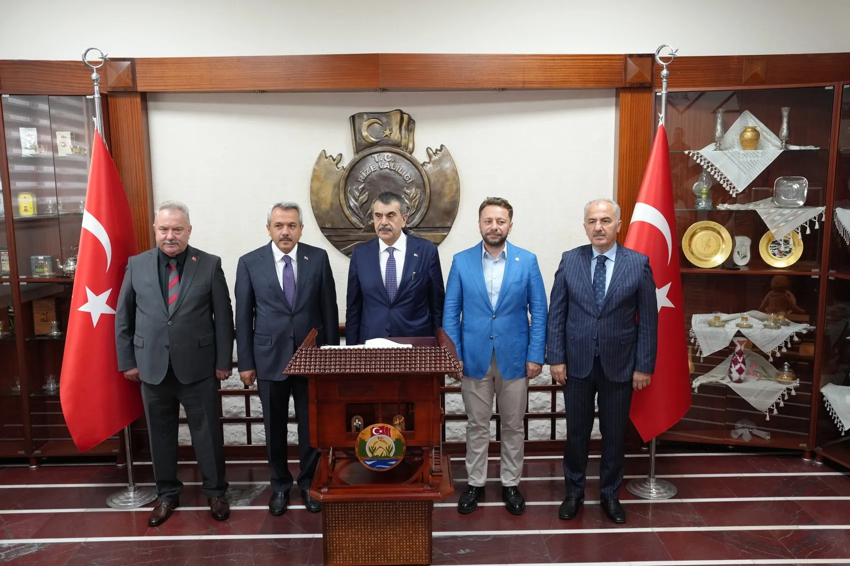 Milli Eğitim Bakanı Tekin yeni müfredatı savundu