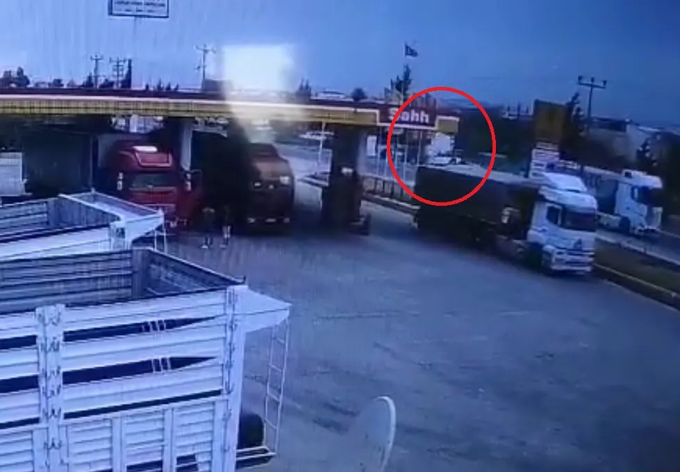 Mersin'de ağır araç kazası Bir genç hayatını kaybetti